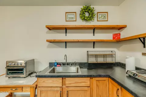 Kitchen - 1724 Calgary Loop, Bismarck, ND 58503 photo 11 of 11