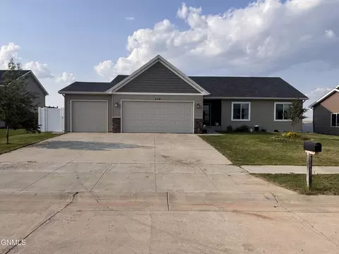 310 27th Ave NE, Watford City, ND 58854