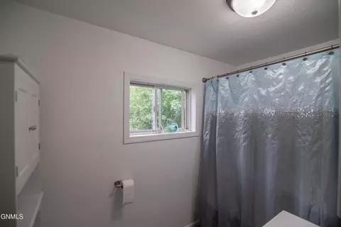 907 Ingals Ave E, Bismarck, ND 58504 photo 18
