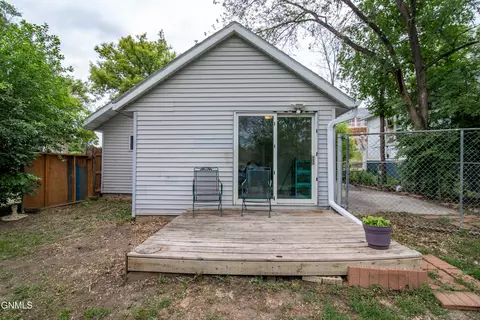 907 Ingals Ave E, Bismarck, ND 58504 photo 30