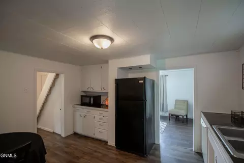 907 Ingals Ave E, Bismarck, ND 58504 photo 10