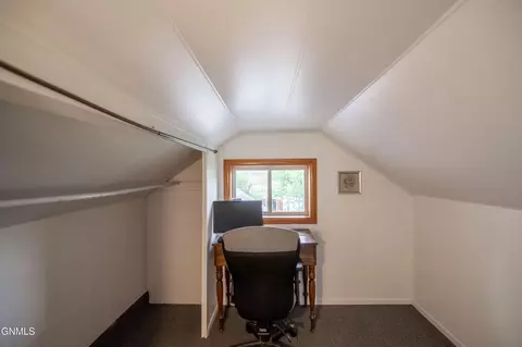 907 Ingals Ave E, Bismarck, ND 58504 photo 25