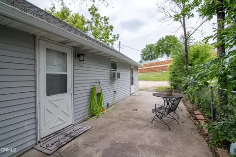 907 Ingals Ave E, Bismarck, ND 58504 photo 31