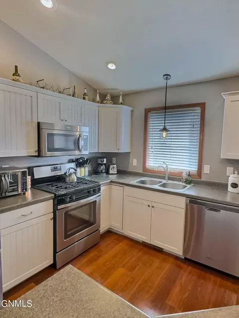 7121 Bear Path Dr, Bismarck, ND 58504 photo 12