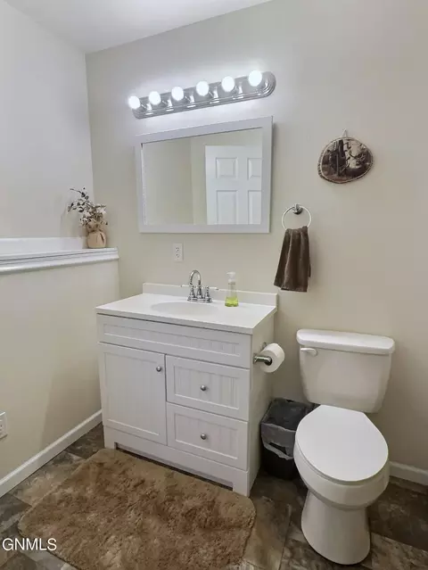 7121 Bear Path Dr, Bismarck, ND 58504 photo 25