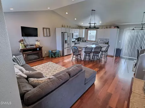 7121 Bear Path Dr, Bismarck, ND 58504 photo 9