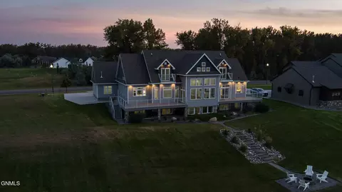 Exterior - 2008 Larson Rd, Bismarck, ND 58504 photo 7 of 12