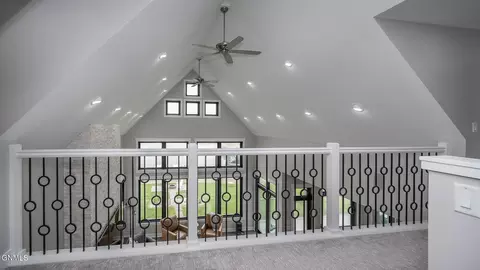 Entry Way - 2008 Larson Rd, Bismarck, ND 58504 photo 3 of 5