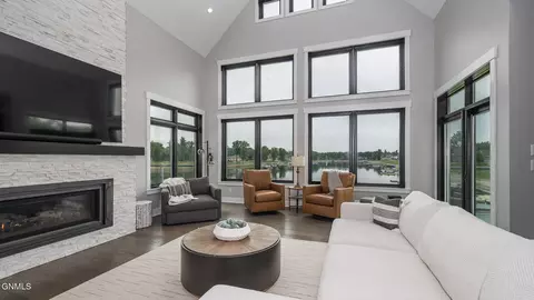Living - 2008 Larson Rd, Bismarck, ND 58504 photo 2 of 2