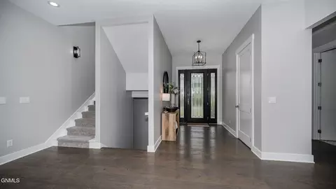 Entry Way - 2008 Larson Rd, Bismarck, ND 58504 photo 1 of 5