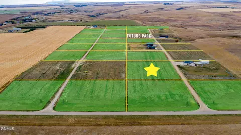 663 Harmony Lp, Hazen, ND 58545