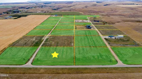 696 Harmony Lp, Hazen, ND 58545