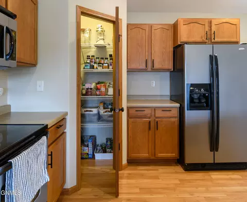 Kitchen - 128 Libby Rd, Lincoln, ND 58504 photo 2 of 2