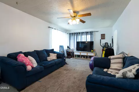 301 6th Ave NW, Mandan, ND 58554 photo 3