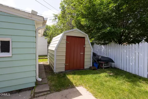 301 6th Ave NW, Mandan, ND 58554 photo 24