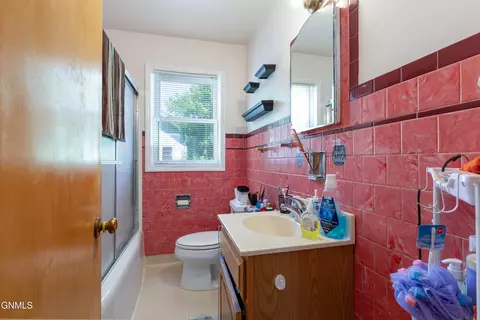 301 6th Ave NW, Mandan, ND 58554 photo 10
