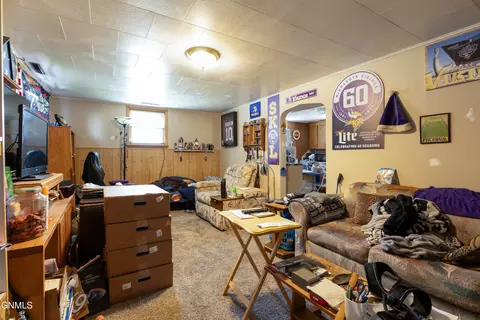 301 6th Ave NW, Mandan, ND 58554 photo 14
