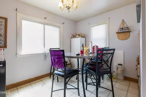 301 6th Ave NW, Mandan, ND 58554 photo 7