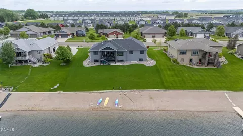 3516 Downing St, Bismarck, ND 58504