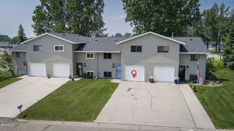1064 Custer Dr # C, Washburn, ND 58577