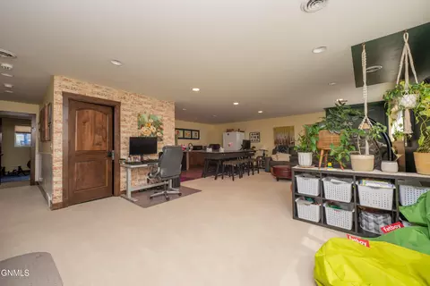 Other - 929 Pheasant Run Ave, Dickinson, ND 58601 photo 11 of 28