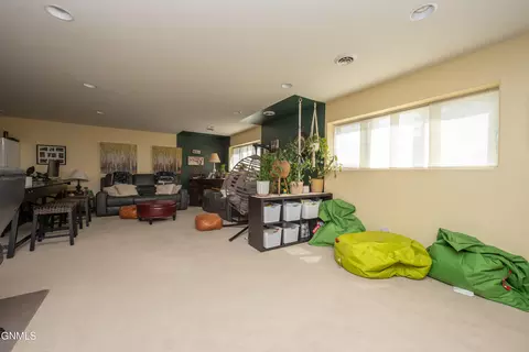 Other - 929 Pheasant Run Ave, Dickinson, ND 58601 photo 25 of 28