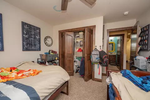 Bedroom - 929 Pheasant Run Ave, Dickinson, ND 58601 photo 2 of 11