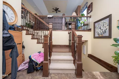 Entry Way - 929 Pheasant Run Ave, Dickinson, ND 58601 photo 3 of 6