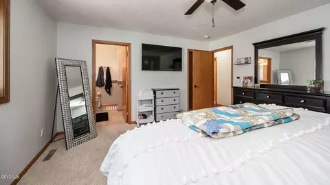 1501 4th Ave NE, Mandan, ND 58554 photo 6