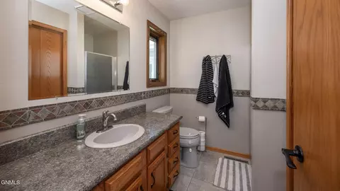 1501 4th Ave NE, Mandan, ND 58554 photo 7