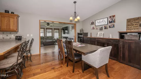 1501 4th Ave NE, Mandan, ND 58554 photo 19