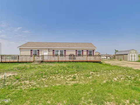2625 122nd Ave NW, Watford City, ND 58854