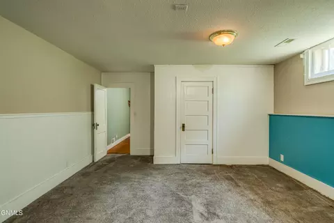 718 1st St, Bismarck, ND 58501 photo 33