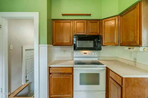 718 1st St, Bismarck, ND 58501 photo 26