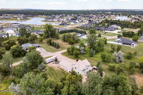 View/Area - 4403 Daniel St, Bismarck, ND 58504 photo 2 of 13