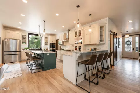 Kitchen - 4403 Daniel St, Bismarck, ND 58504 photo 2 of 5