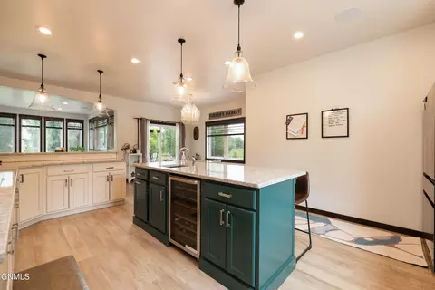 Kitchen - 4403 Daniel St, Bismarck, ND 58504 photo 3 of 5