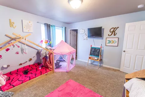Bedroom - 6947 Majestic Loop, Lincoln, ND 58504 photo 3 of 3