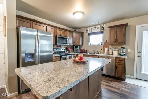 Kitchen - 6947 Majestic Loop, Lincoln, ND 58504 photo 2 of 3