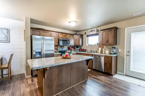 Kitchen - 6947 Majestic Loop, Lincoln, ND 58504 photo 1 of 3