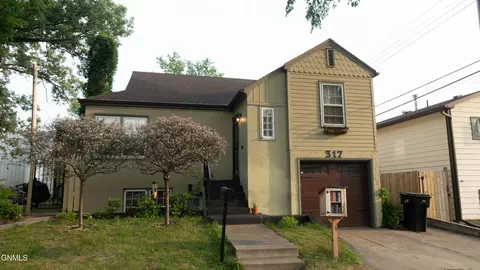 317 D Ave, Bismarck, ND 58501