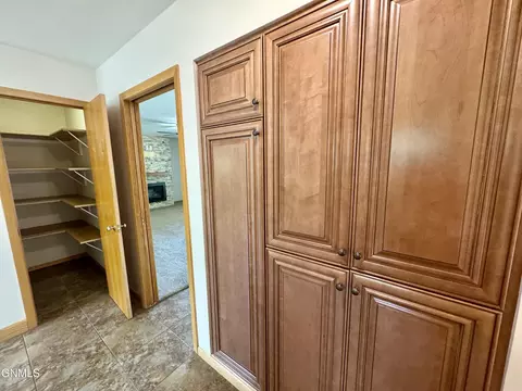 122 Kavaney Dr, Bismarck, ND 58501 photo 18