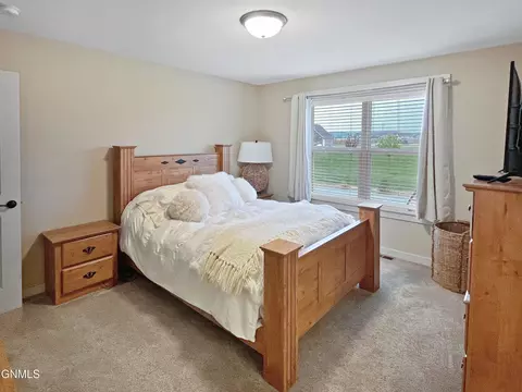 Bedroom - 13662 Cherry St NW, Williston, ND 58801 photo 1 of 3