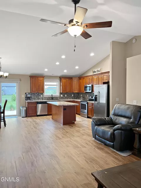 Kitchen - 13662 Cherry St NW, Williston, ND 58801 photo 1 of 7