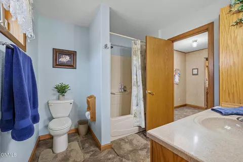 5892 133rd Ave NW, Williston, ND 58801 photo 9