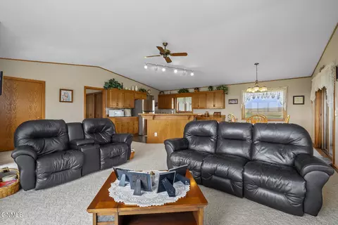 5892 133rd Ave NW, Williston, ND 58801 photo 16