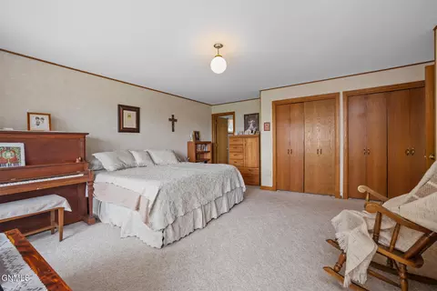 5892 133rd Ave NW, Williston, ND 58801 photo 11