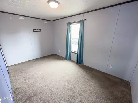 3610 21st Ave W, Williston, ND 58801 photo 24