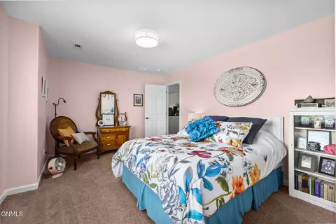 Bedroom - 1531 Creekside Dr, Williston, ND 58801 photo 6 of 7