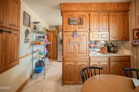 1314 E Divide Ave, Bismarck, ND 58501 photo 42